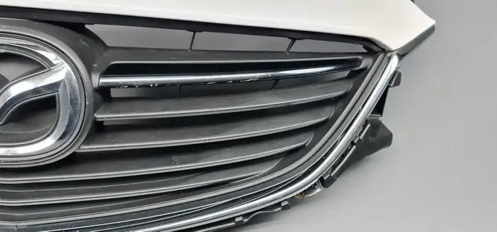 Mazda 6 (2012 - 2015) GHP950716 Верхняя решетка радиатора — фото 5