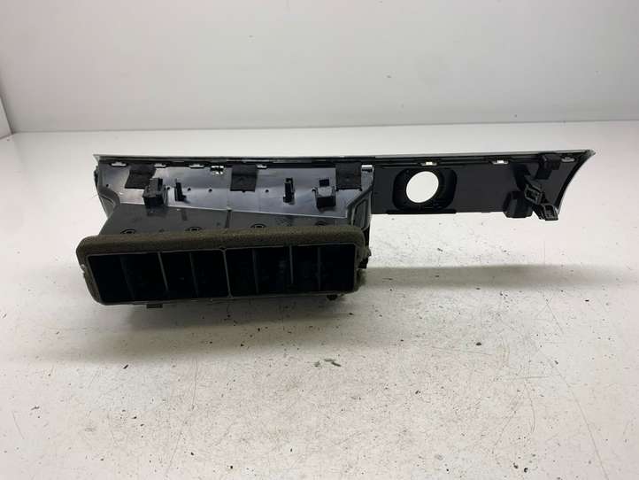 Audi A6 (2004 - 2008)  4F1820951 Центральный дефлектор