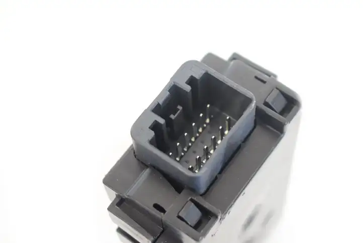 Land Rover Range Rover Sport L320 (2005 - 2009) 5MXN815A03 Блок GSM — фото 3