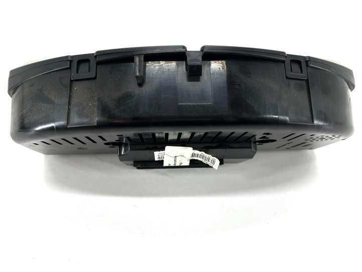 Volkswagen PASSAT B6 (2005 - 2010)  3C0920871 Спидометр (приборный щиток)