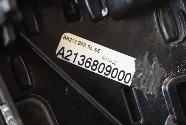 Mercedes-Benz E W213 (2016 - ) A2136809000 Декоративная планка — фото 5