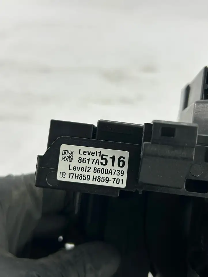 Mitsubishi ASX (2017 - 2019) 8617a516 Контактное кольцо SRS — фото 2