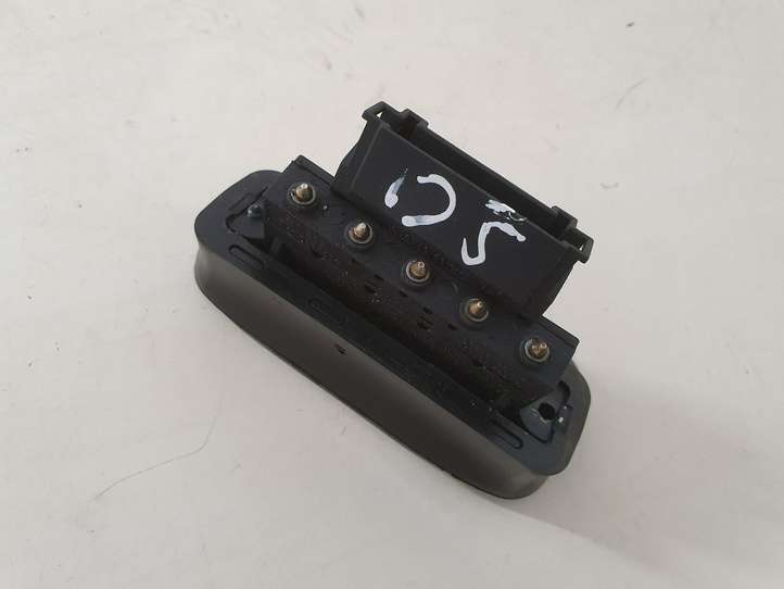 Mercedes-Benz Vito Viano W639 (2003 - 2010)  6398200654 Контактное соединение дверей