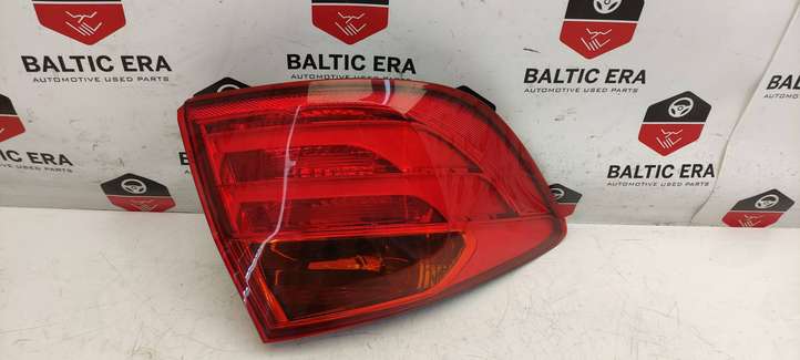BMW 3 F30 F35 F31 (2012 - 2018)  7372787 Задний фонарь в кузове
