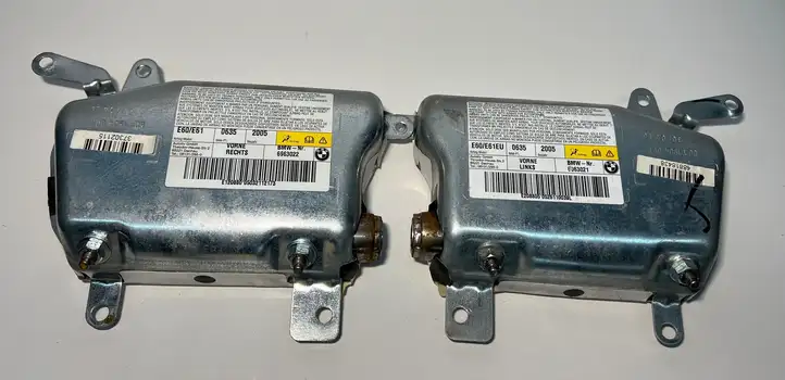 BMW 5 E60 E61 (2004 - 2010) 601190401 Подушка безопасности двери — фото 1