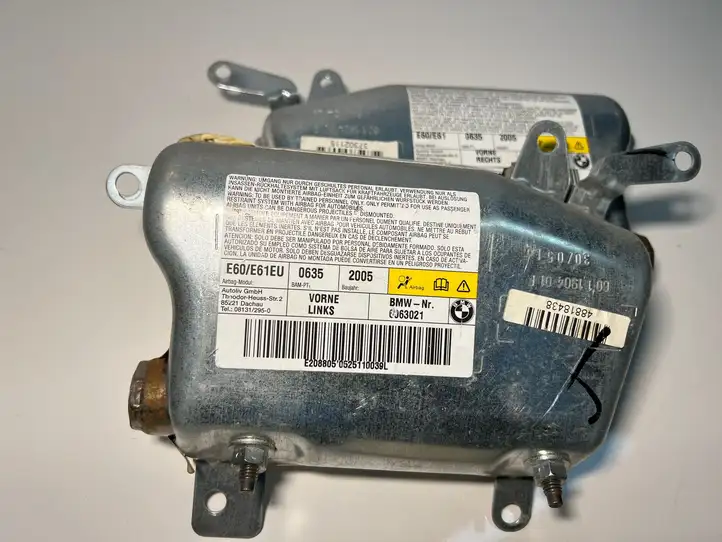 BMW 5 E60 E61 (2004 - 2010) 601190401 Подушка безопасности двери — фото 4