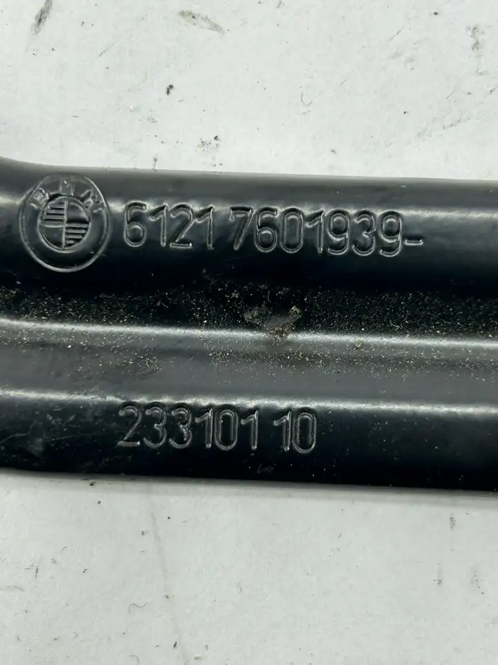 BMW 3 F30 F35 F31 (2012 - 2018) 7601939 Держатель аккумулятора — фото 2