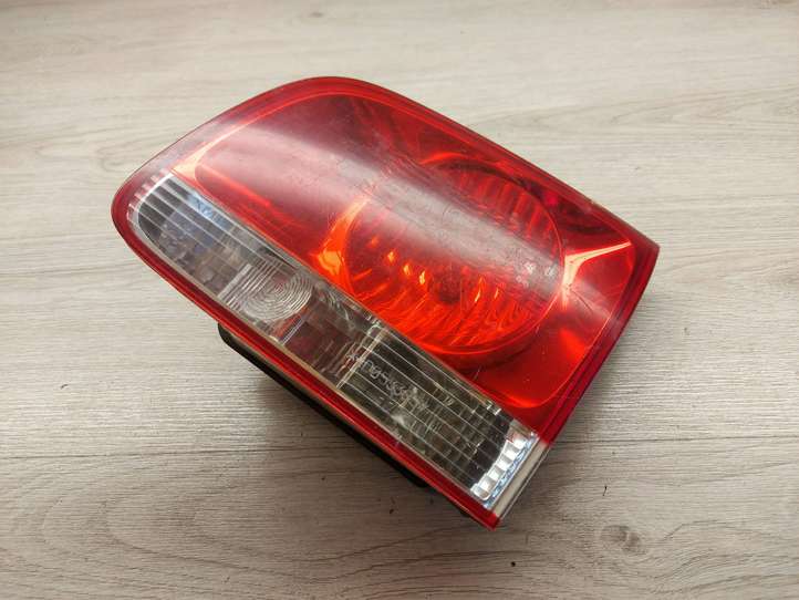 Volkswagen Touareg I (2002 - 2010)  7L6945094H Задний фонарь в крышке багажника