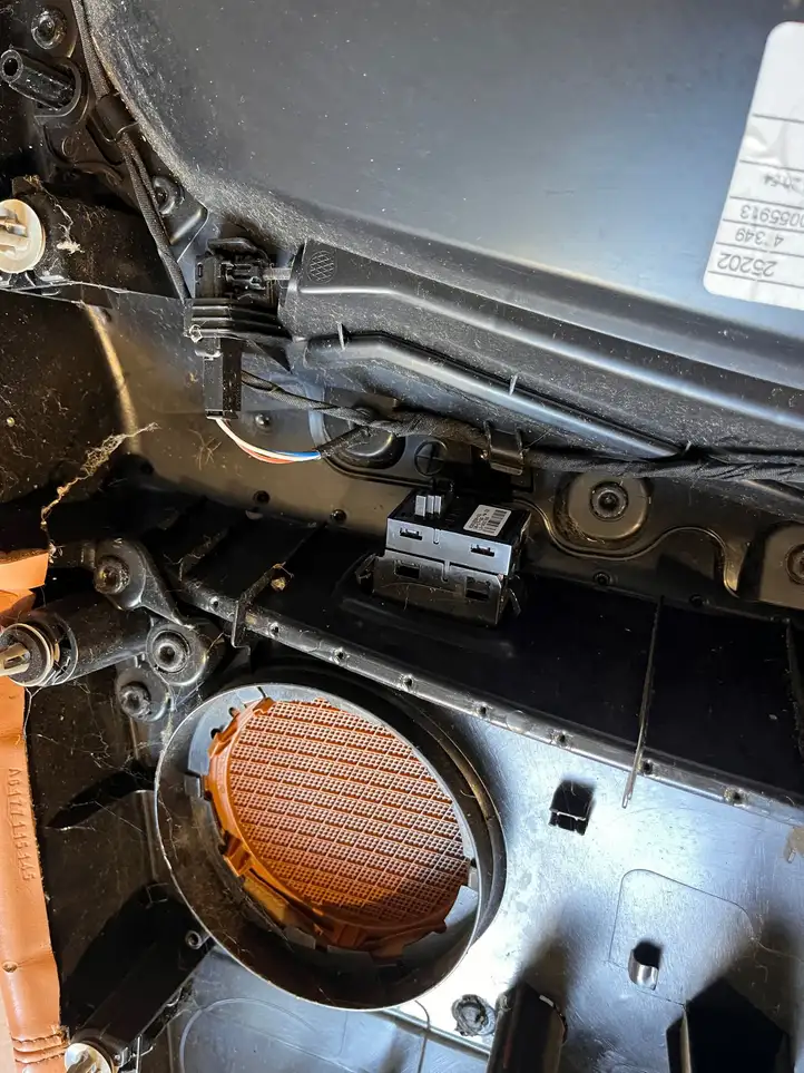 BMW X5 F15 (2013 - 2017) 105872846C Обшивка задней двери — фото 4
