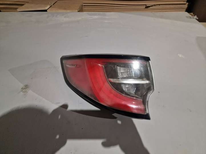 Toyota Corolla E210 E21 (2018 - )   Задний фонарь в кузове