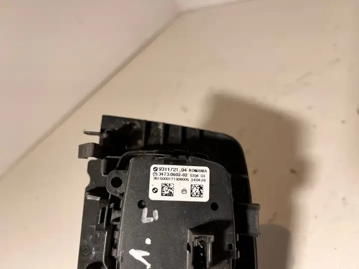 BMW 3 F30 F35 F31 (2012 - 2018) 9311721 Включатель фонарей — фото 2