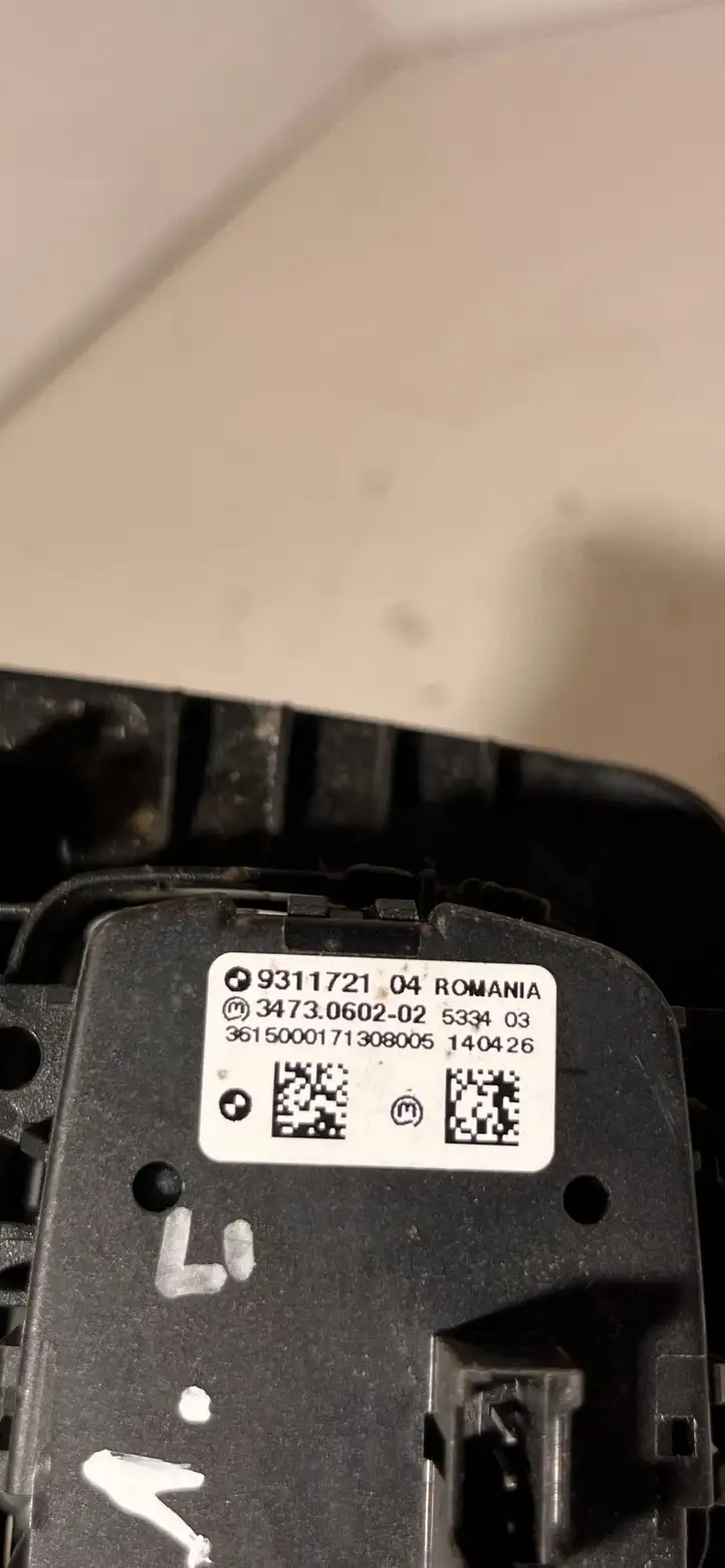 BMW 3 F30 F35 F31 (2012 - 2018) 9311721 Включатель фонарей — фото 3