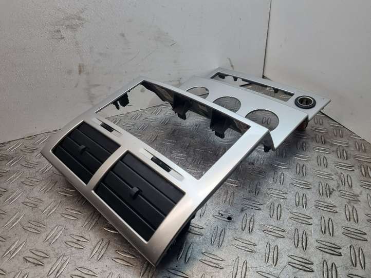 Dodge Nitro (2006 - 2011)  5KH68TRMAB Отделка контроля климата / контроля печки