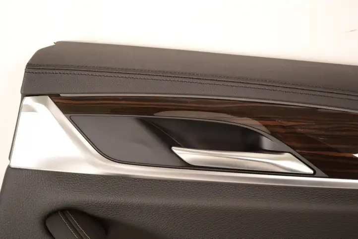 BMW 5 G30 G31 (2016 - ) 2845388 Обшивка задней двери — фото 3