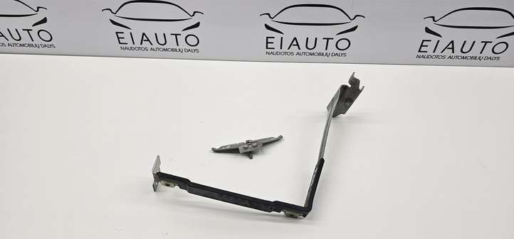 BMW X5 E70 (2006 - 2013)  7555905 Держатель аккумулятора