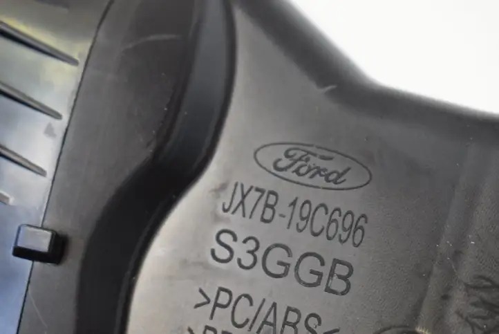 Ford Focus (2019 - ) JX7B19C696 Воздушная решетка панели — фото 5