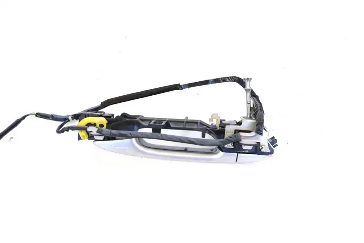 Toyota Prius (XW30) (2009 - 2015) 8974647040 Наружная ручка двери — фото 2