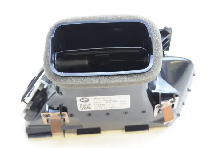 BMW 2 F46 (2015 - ) 64229287287 Воздушная решетка панели — фото 4