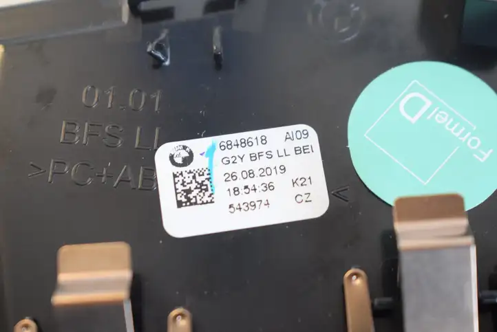 BMW 3 G20 G21 (2019 - ) 6848618 Воздушная решетка панели — фото 5