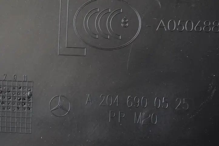 Mercedes-Benz C W204 (2007 - 2014) A2046900525 Нижняя обшивка стойки B — фото 5