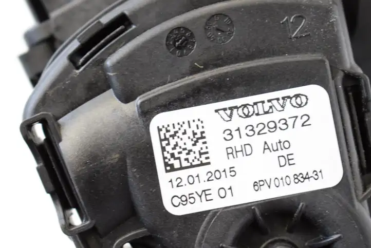 Volvo XC60 (2013 - 2017) 31329372 Педаль акселератора — фото 5