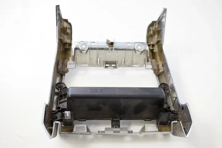 Land Rover Range Rover Sport L494 (2013 - 2017) DK6267448A Другая деталь консоли (туннеля) — фото 4