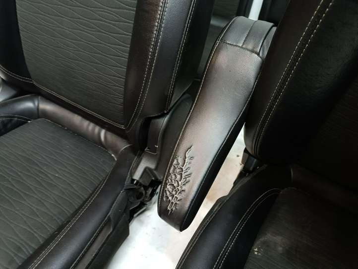 Buick Encore I (2012 - 2019)   Комплект отделки дверей