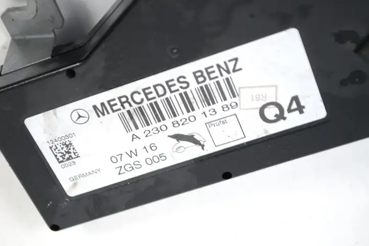 Mercedes-Benz SL R230 (2001 - 2012) A2308201389 Усилитель антенны — фото 5
