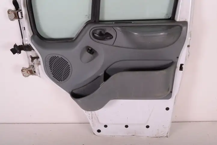 Ford Transit (2006 - 2013) Дверь — фото 10