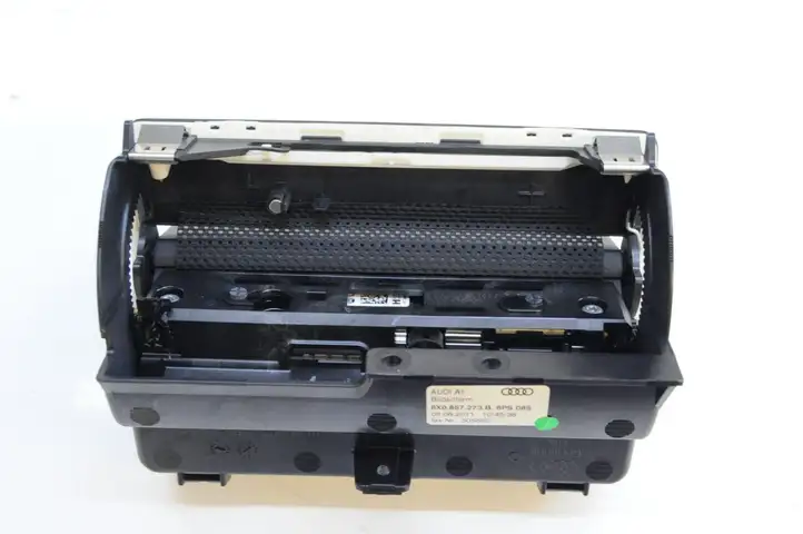 Audi A1 (2010 - 2014) 8X0857273B Дисплей / маленький экран — фото 5