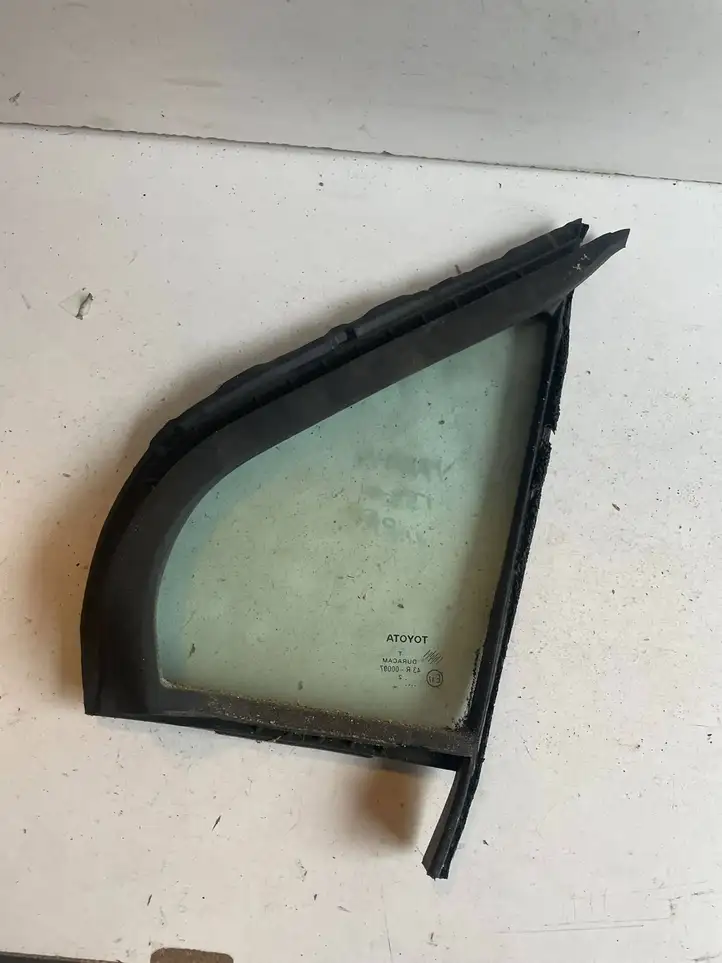 Toyota Corolla Verso AR10 (2004 - 2009) 43R00097 Стекло передней двери — фото 1