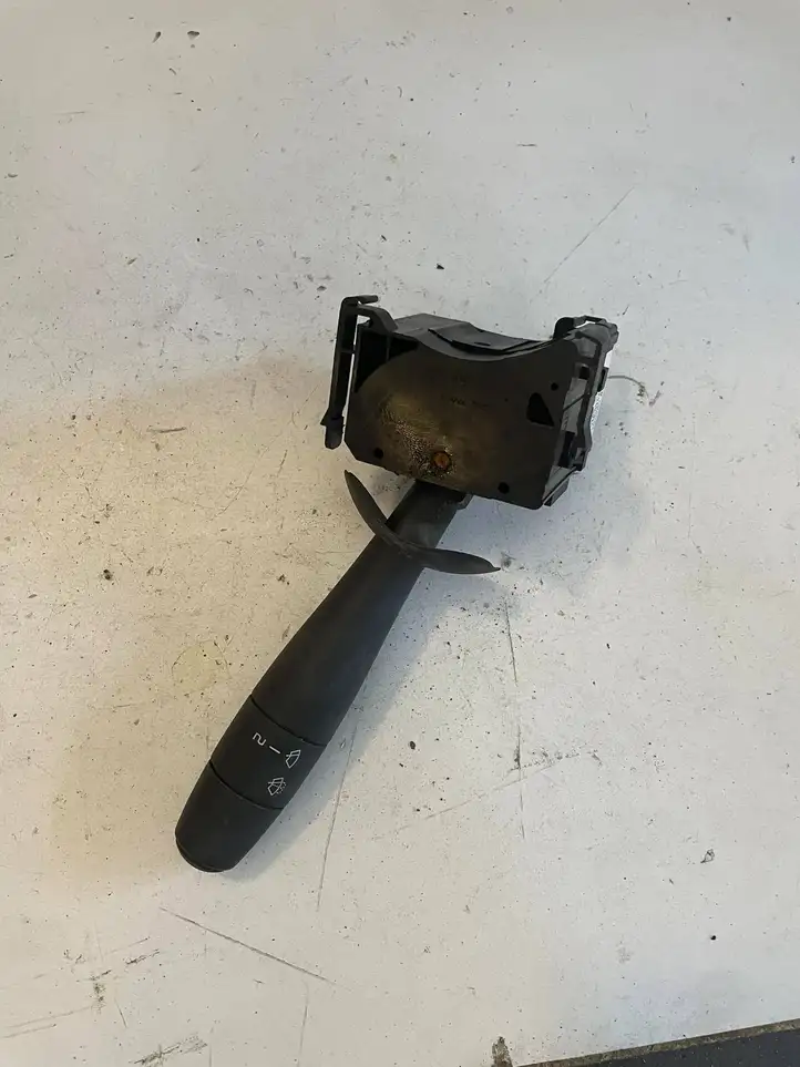 Nissan Primastar (2001 - 2014) E10587683 Переключатель стеклоочистителей — фото 2