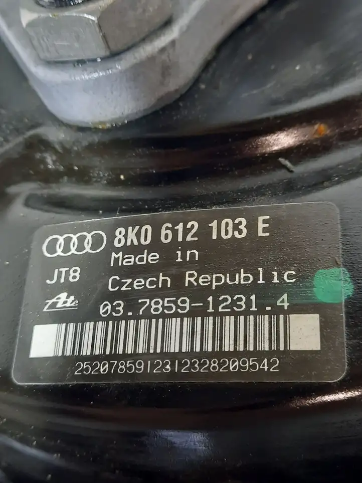 Audi A4 S4 B8 8K (2007 - 2011) 8K0612103E Вакуумный усилитель тормозов — фото 2