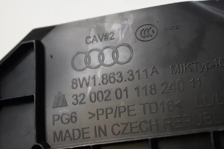 Audi A5 (2016 - ) 8W1863311A Другая деталь консоли (туннеля) — фото 5