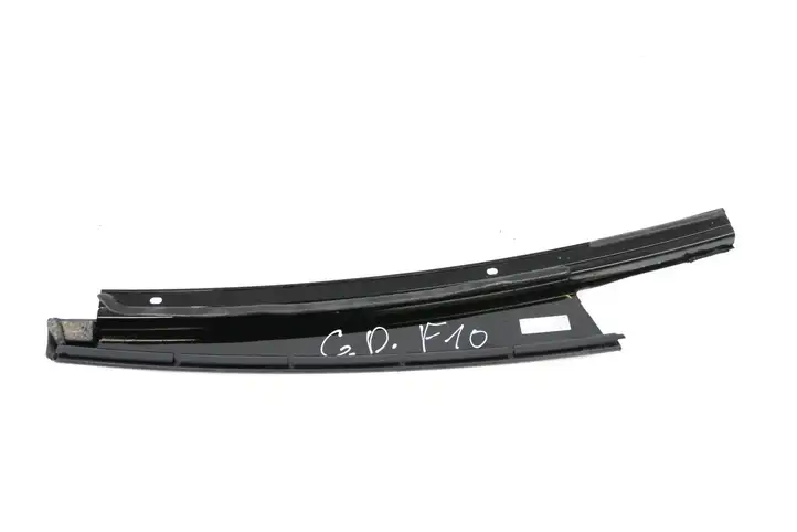 BMW 5 F10 F11 (2009 - 2016) 7209716 Накладка стекла задней двери — фото 3