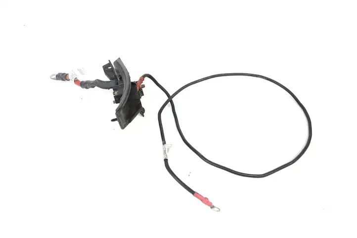 BMW 1 F20 F21 (2011 - 2019) 7632000 Клеммный узел плюсовых проводов — фото 1