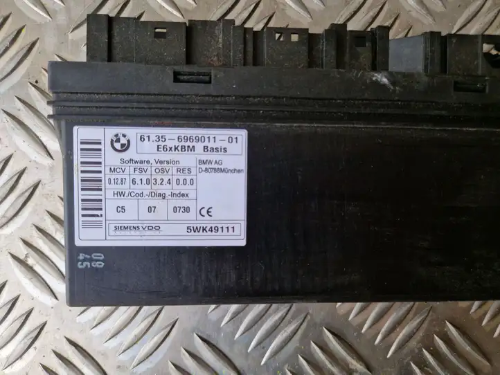BMW 5 E60 E61 (2004 - 2010) 696901101 Модуль комфорта — фото 4
