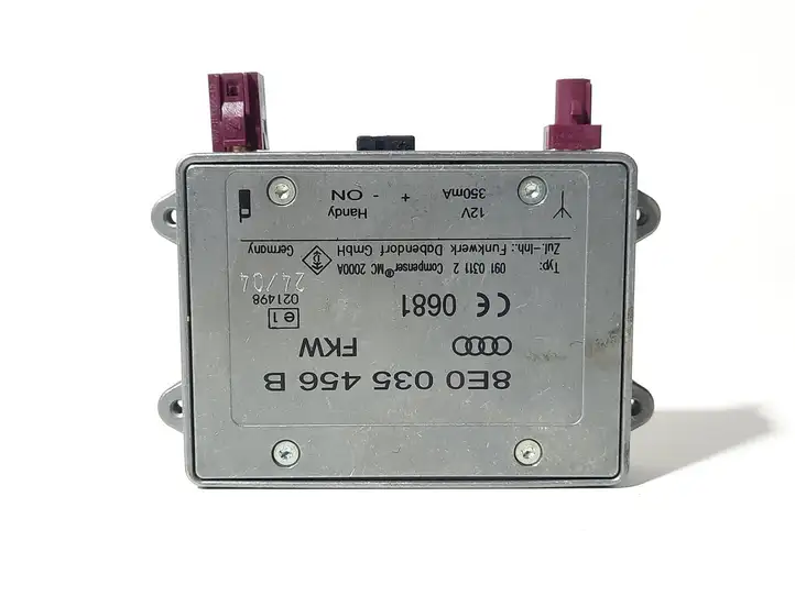 Audi A6 S6 C6 4F (2004 - 2008) 8E0035456B Усилитель антенны — фото 1