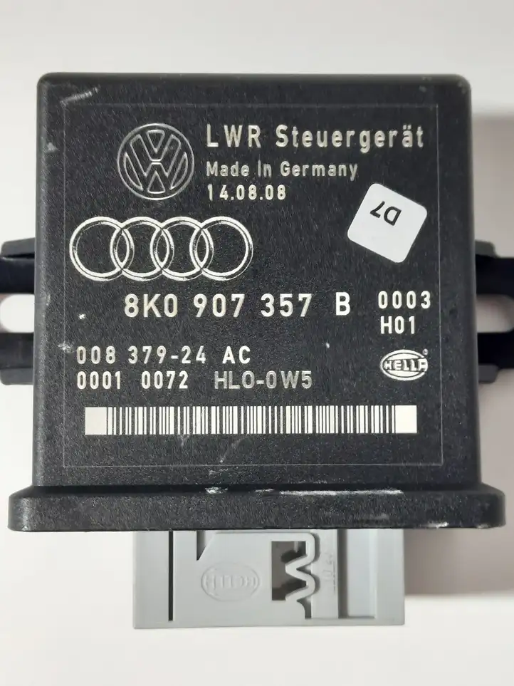 Audi A4 S4 B8 8K (2007 - 2011) 8K0907357B Блок управления светом — фото 2