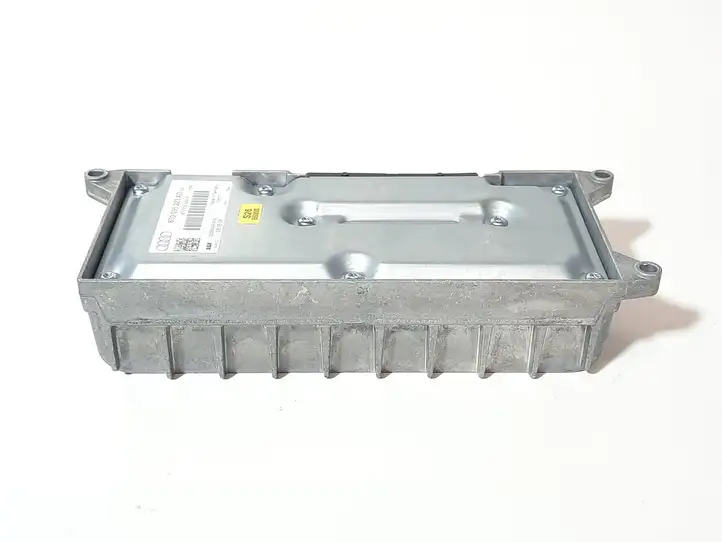 Audi A4 S4 B8 8K (2007 - 2011) 8T0035223AD Усилитель звука — фото 3