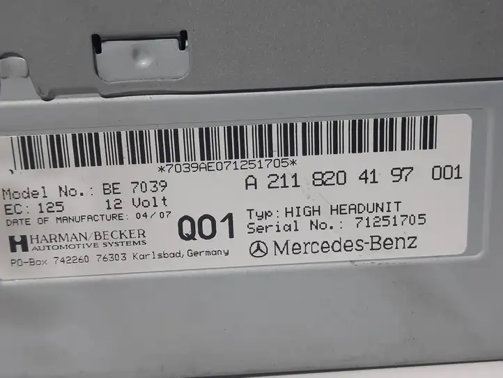 Mercedes-Benz E W211 (2002 - 2009) A2118204197 Магнитола / мультимедийная система — фото 6