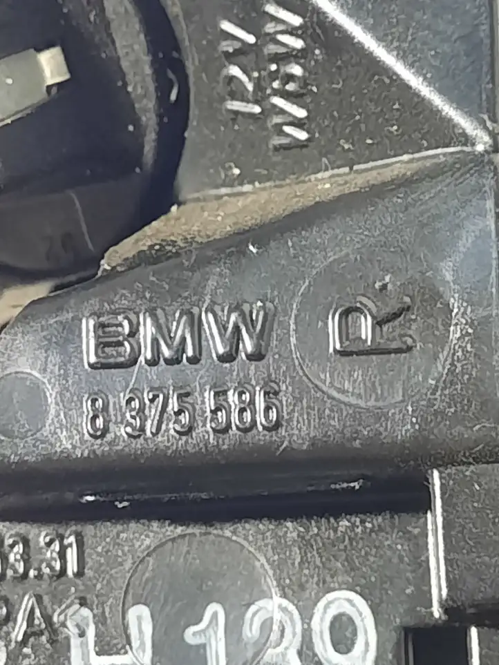 BMW 3 E46 (1998 - 2005) 8375586 Задняя подсветка — фото 3