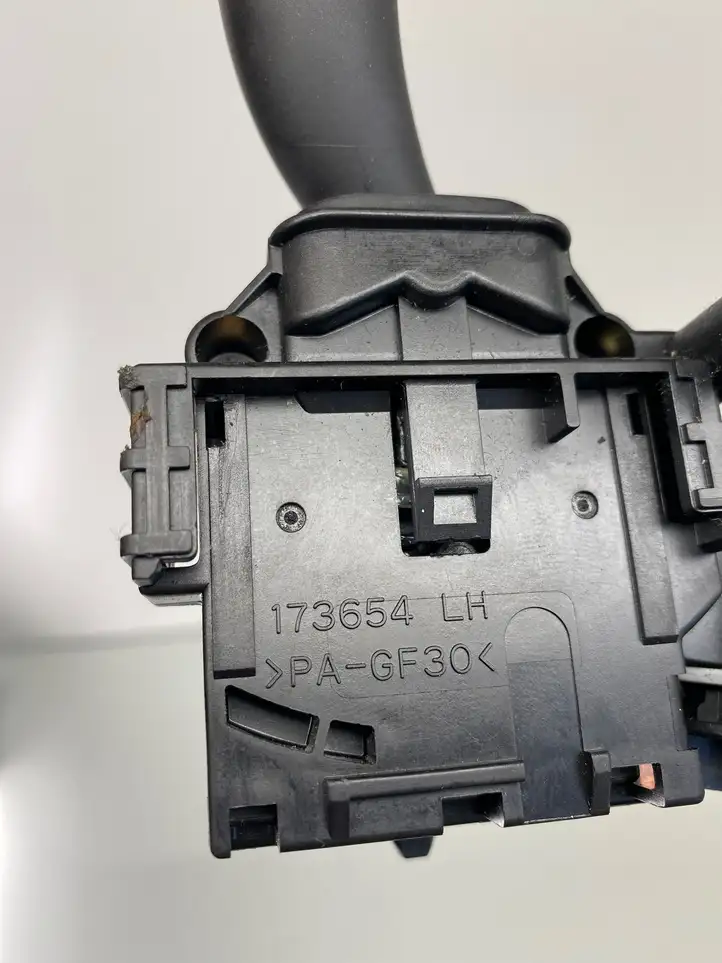 Toyota Avensis T250 (2003 - 2006) 173654 Переключатель стеклоочистителей — фото 4