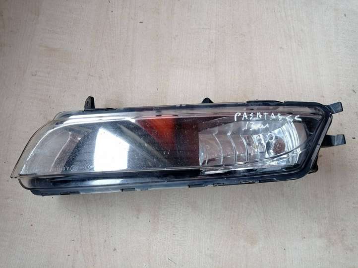 Volkswagen Passat CC (2012 - 2017)  3C8941700 Передняя противотуманная фара