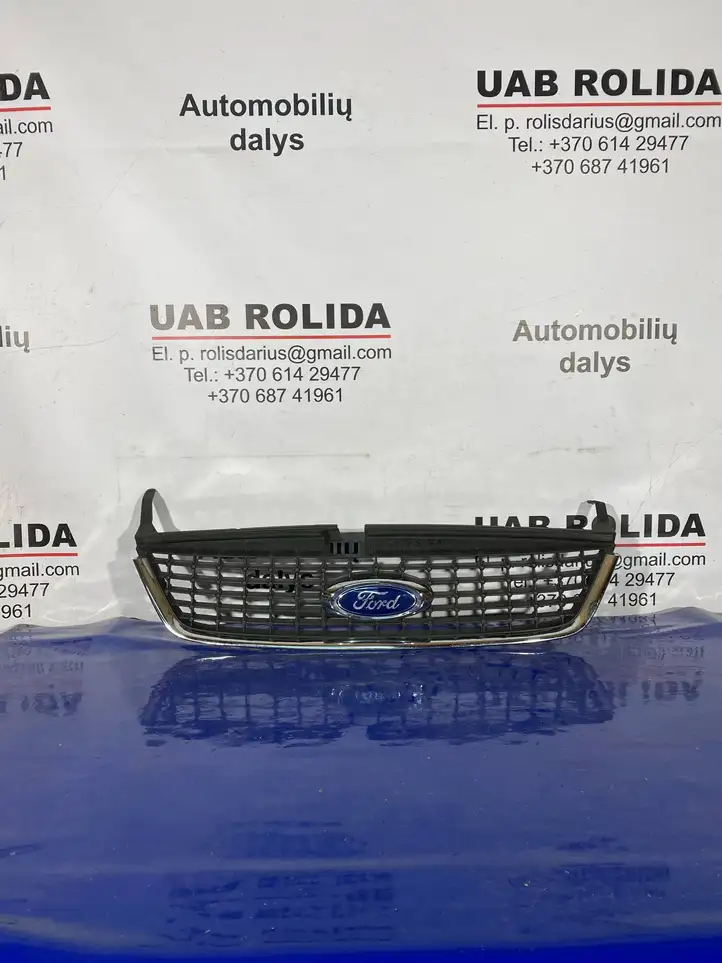 Ford Mondeo MK IV (2007 - 2014) 7S718200A Передняя решетка — фото 1