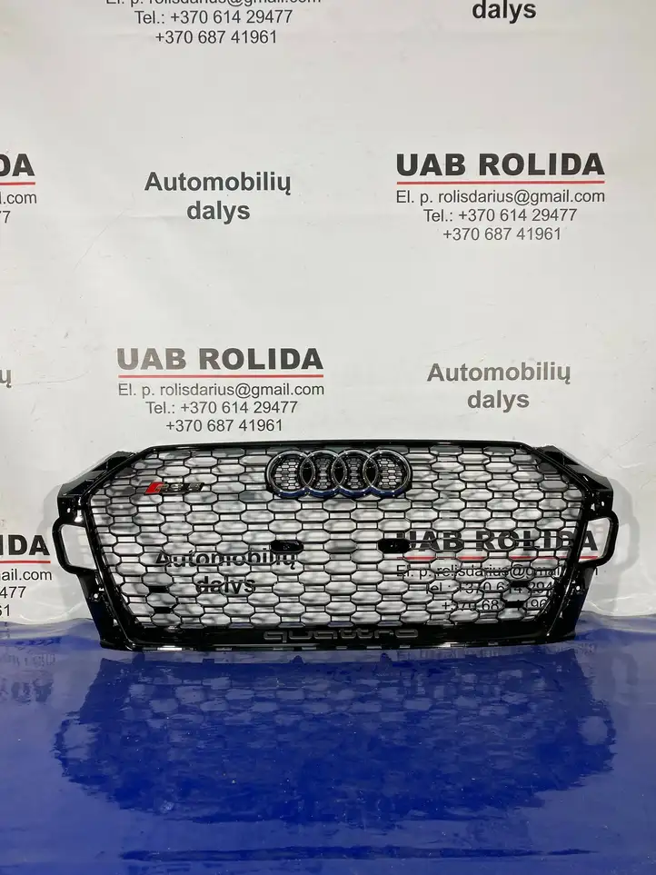 Audi RS5 (2017 - ) 8W6853651 Верхняя решетка радиатора — фото 1