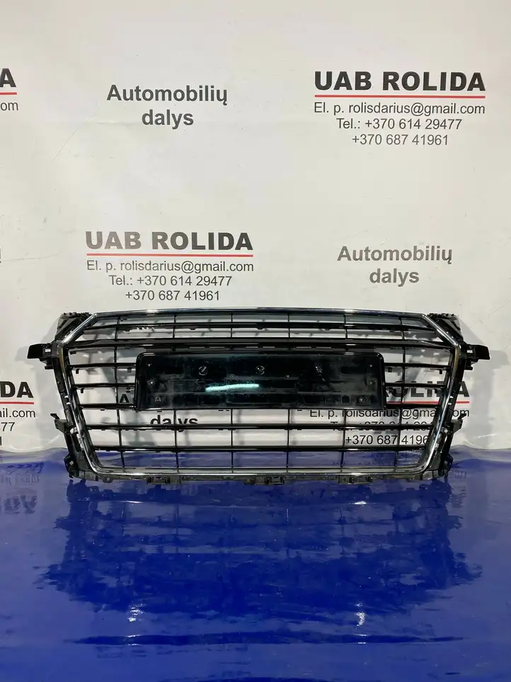 Audi TT TTS RS Mk3 8S (2014 - 2018) 8S0853651 Верхняя решетка радиатора — фото 1