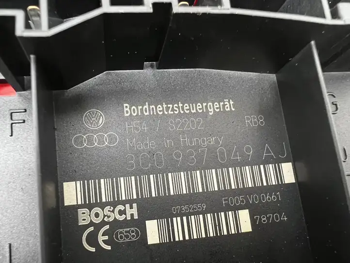 Volkswagen PASSAT B6 (2005 - 2010) 3C0937049AJ Модуль комфорта — фото 4