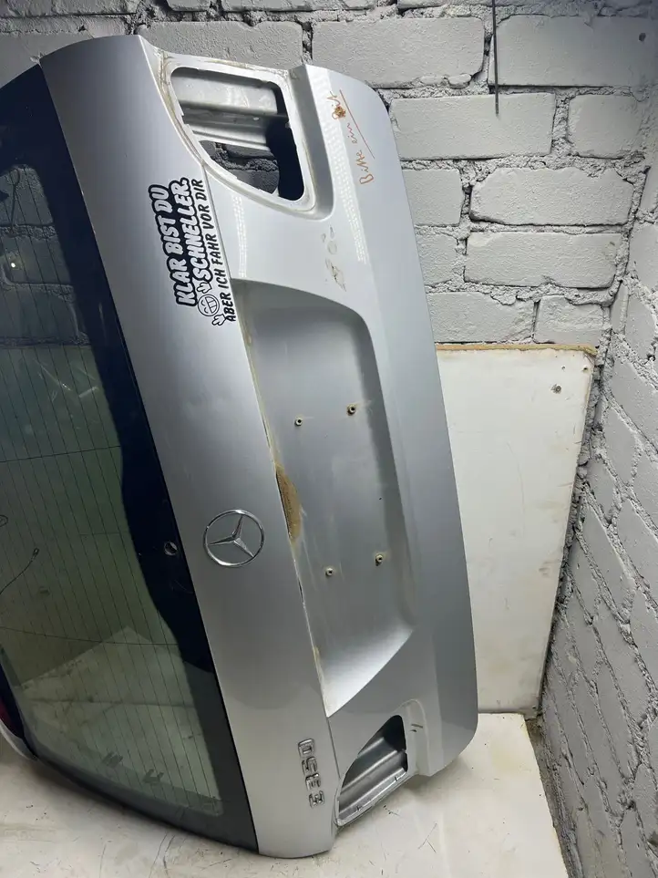 Mercedes-Benz E W211 (2002 - 2009) B2G0 Крышка багажника — фото 1