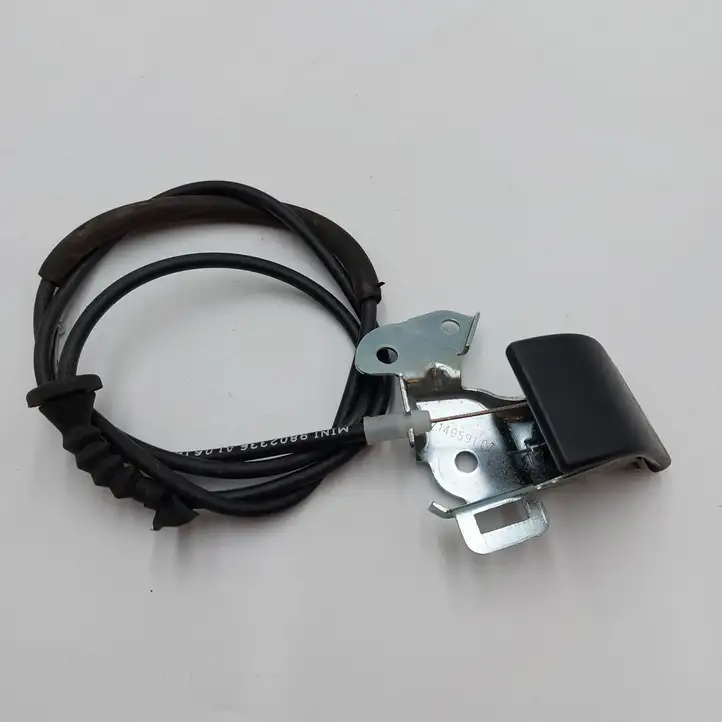 Mini One - Cooper Clubman R55 (2007 - 2014) 714959107 Ручка открытия капота — фото 2